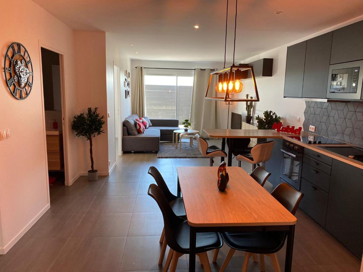 Gold Cocoon T3 74M2 Proche Centre Ville Villejust Exterior foto