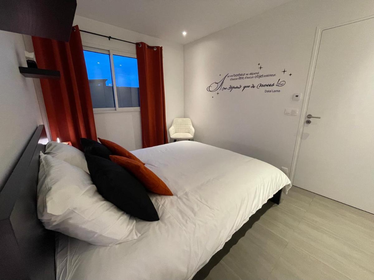 Gold Cocoon T3 74M2 Proche Centre Ville Villejust Exterior foto