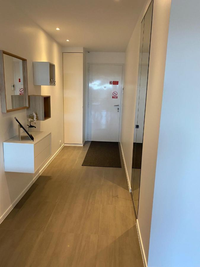 Gold Cocoon T3 74M2 Proche Centre Ville Villejust Exterior foto